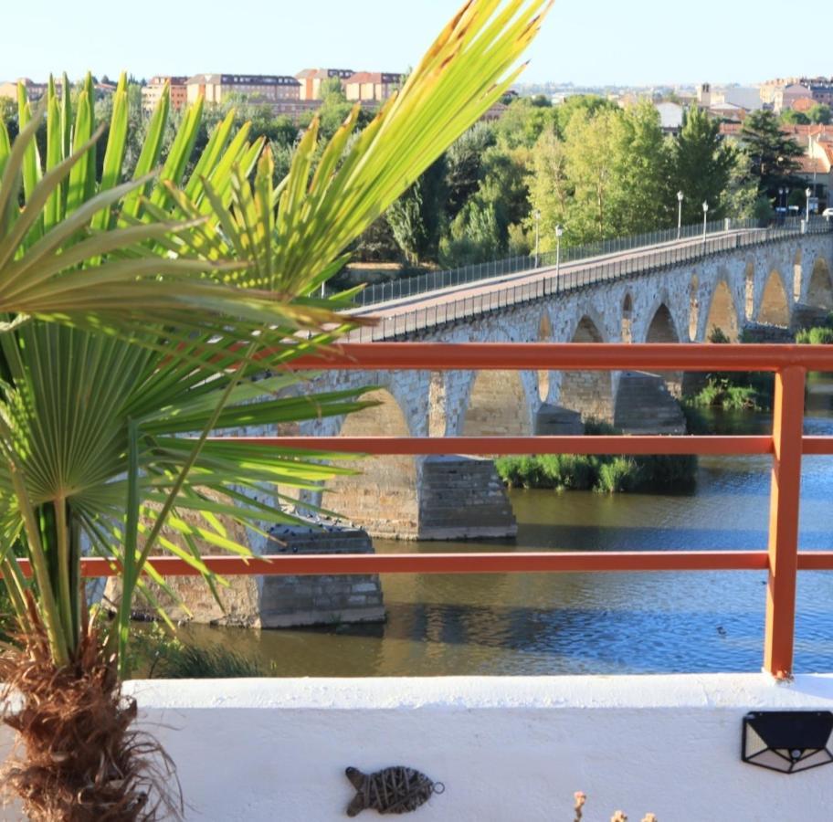 A Los Ojos Del Rio Duero ثامورا المظهر الخارجي الصورة