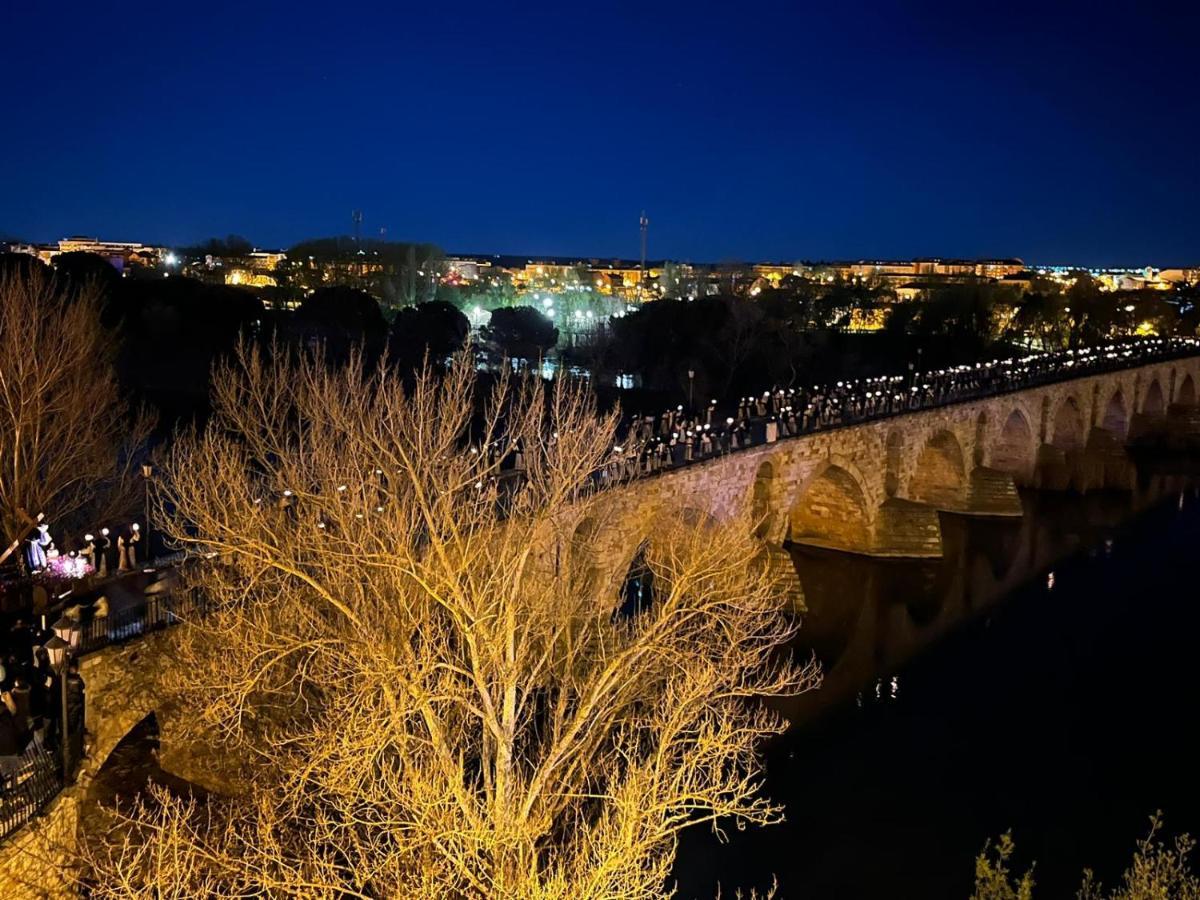 A Los Ojos Del Rio Duero ثامورا المظهر الخارجي الصورة